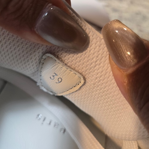 NEW Christian Louboutin Fun Louise Junior Flat White Sneakers Size 39 - Picture 11 of 12